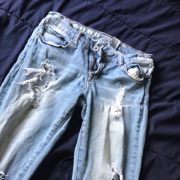 Ripped rocker skinny midrise ankle jeans - Picture 4 of 4